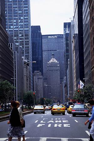 徳山店｜トヨタカローラ山口の安心と信頼を築く最先端の自動車販売拠点